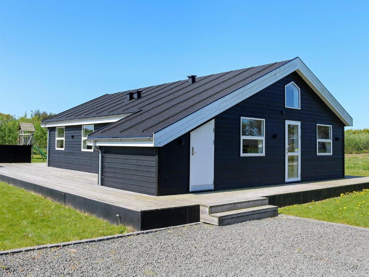 8 Person Holiday Home In Hadsund Екстериор снимка