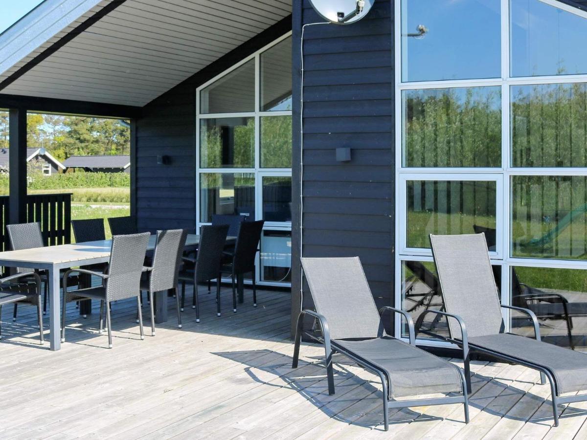 8 Person Holiday Home In Hadsund Екстериор снимка